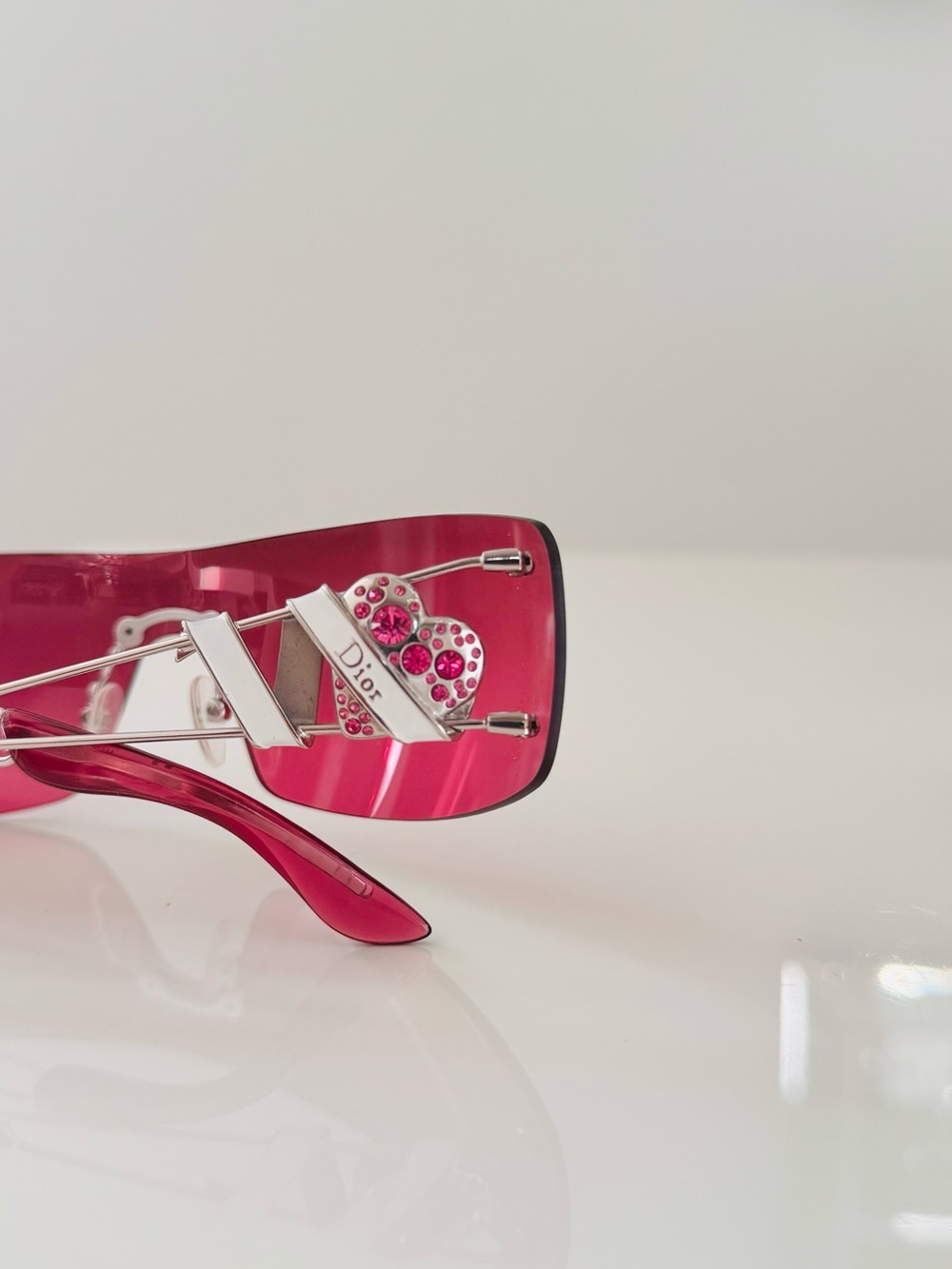 Extremely RARE 🍒 Vintage Dior heart core rimless Swarovski sunglasses - Picture 3 of 8